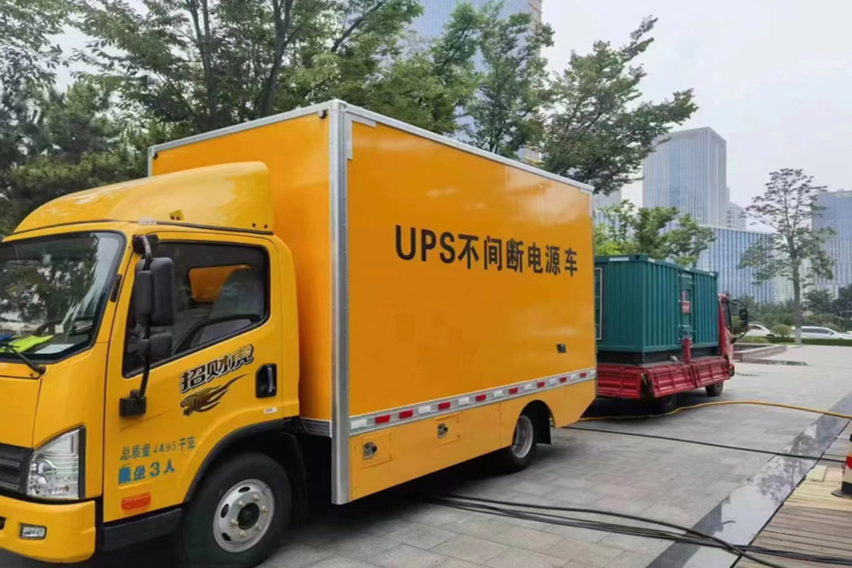 句容发电机租赁施工现场